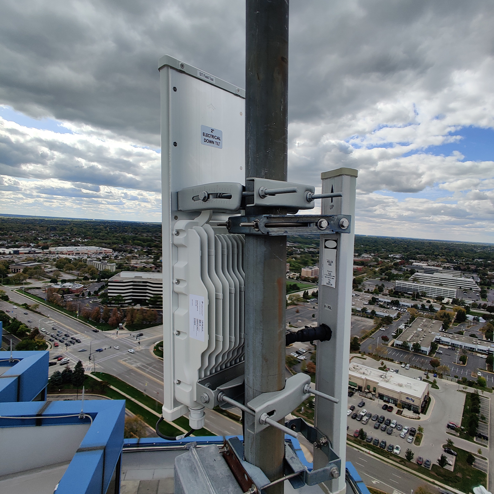 Cambium Networks C060045A402A Mounted